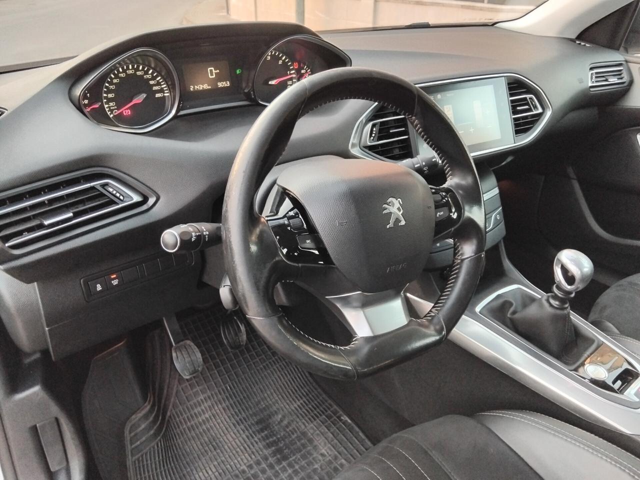 Peugeot 308 sw 1.6 Blue-HDi 120 Allure