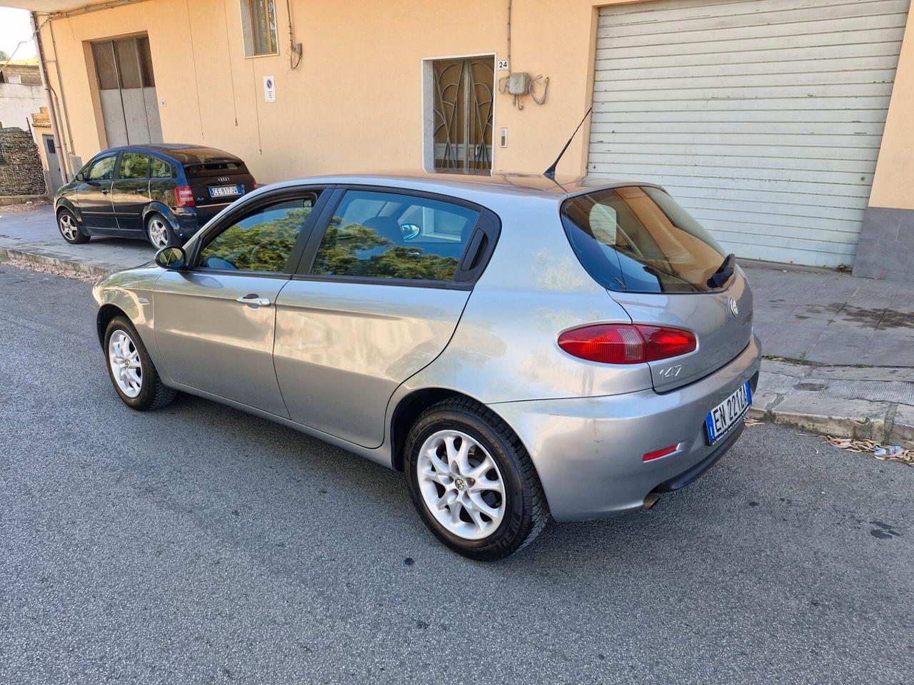 Alfa Romeo 147 1.9 JTD M-JET 16V 5 porte Dist.