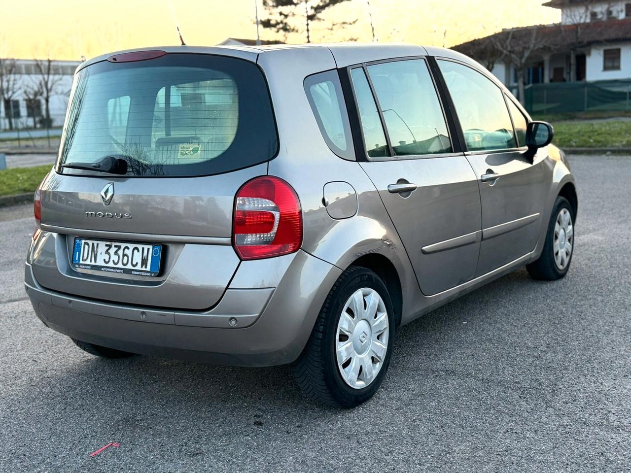 Renault Modus Grand 1.5 dCi 85CV Dynamique