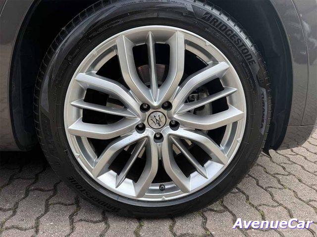 MASERATI Levante MHEV GT TETTO APRIBILE CERCHI 20'' IVA ESPOSTA