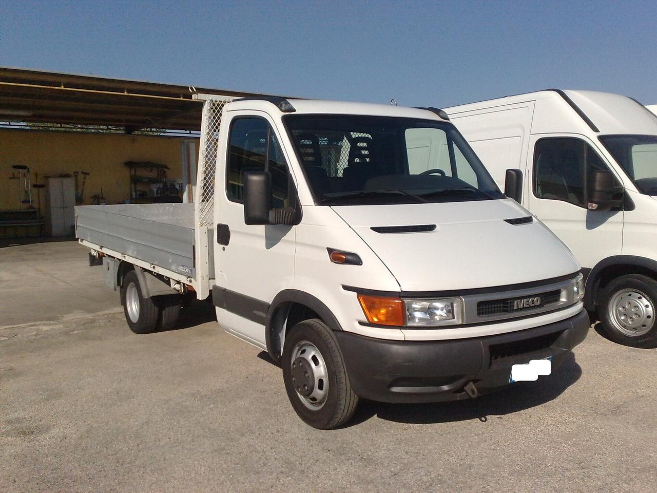 Iveco Daily 35c10 2.3hpt Cassone fisso - 2004