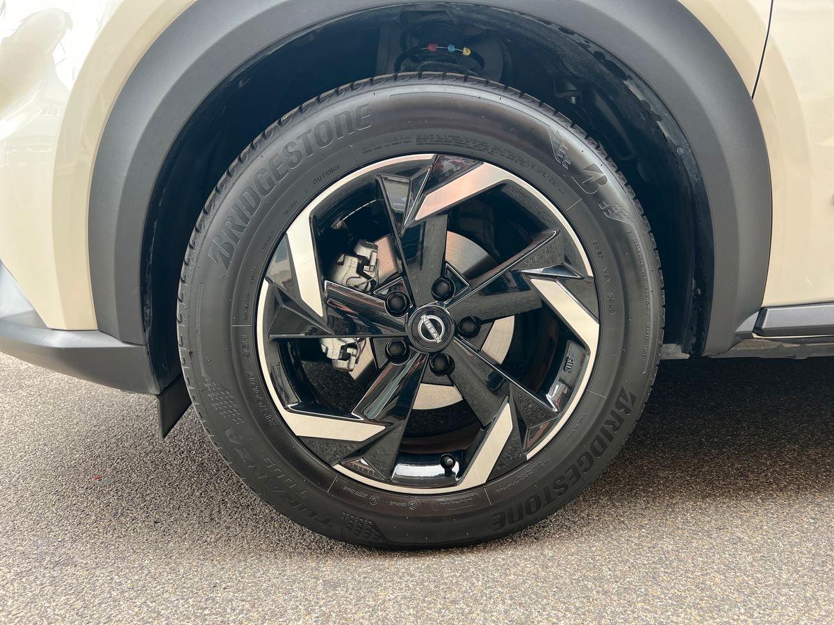NISSAN Juke 1.6 hev N-Connecta