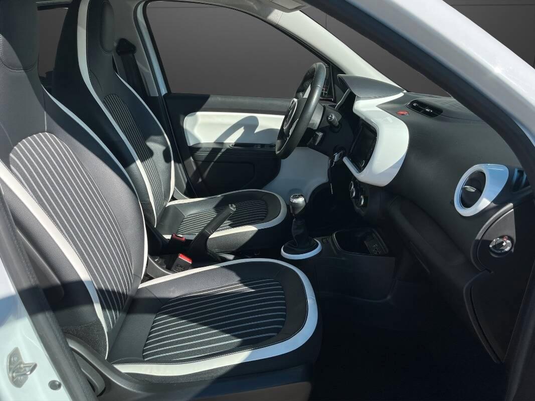 Renault Twingo 1.0 sce Urban Night 65cv - SOLI 9.000 KM