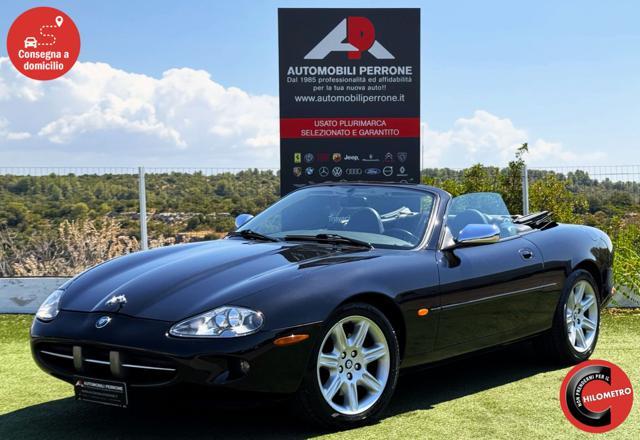 JAGUAR XK8 4.0i V8 Convertibile