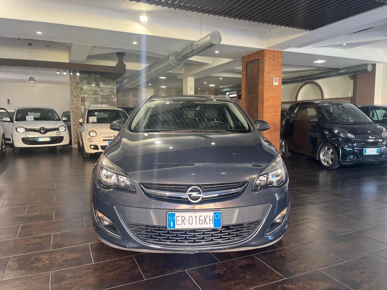 Opel Astra 1.7 CDTI 110CV Sports Tourer Cosmo
