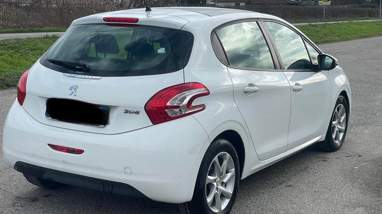Peugeot 208 1.2 VTi 82 CV 5 porte Access