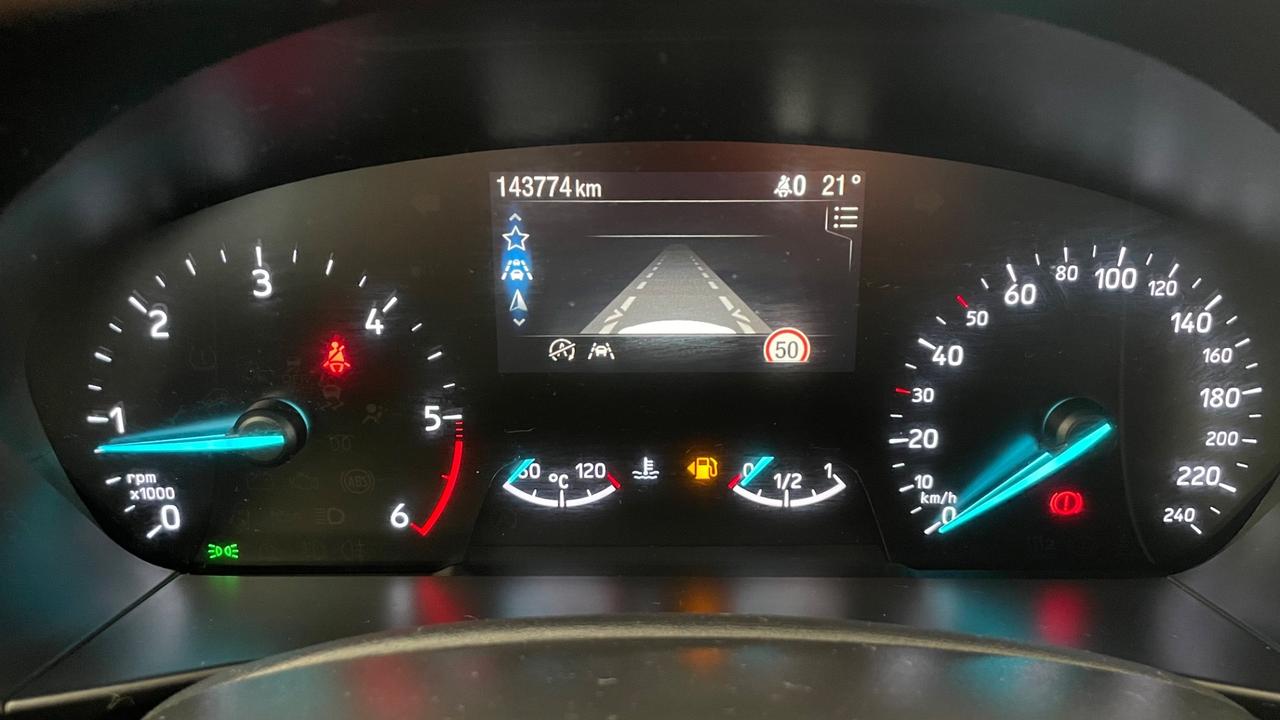 Ford Focus 1.5 TDCi 120 CV ST Line GANCIO TRAINO