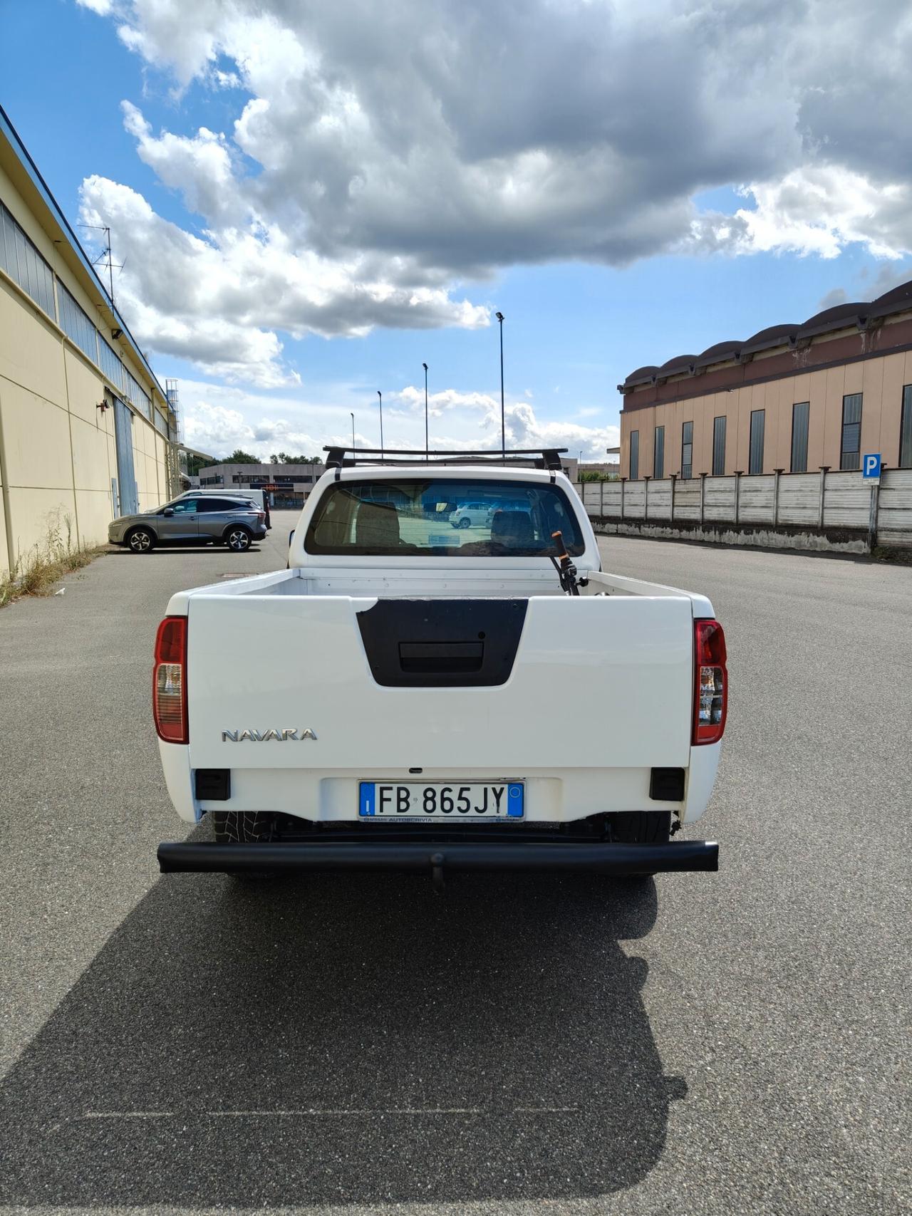 Nissan Navara 2.5 dCi 190CV 2 porte King Cab Sport