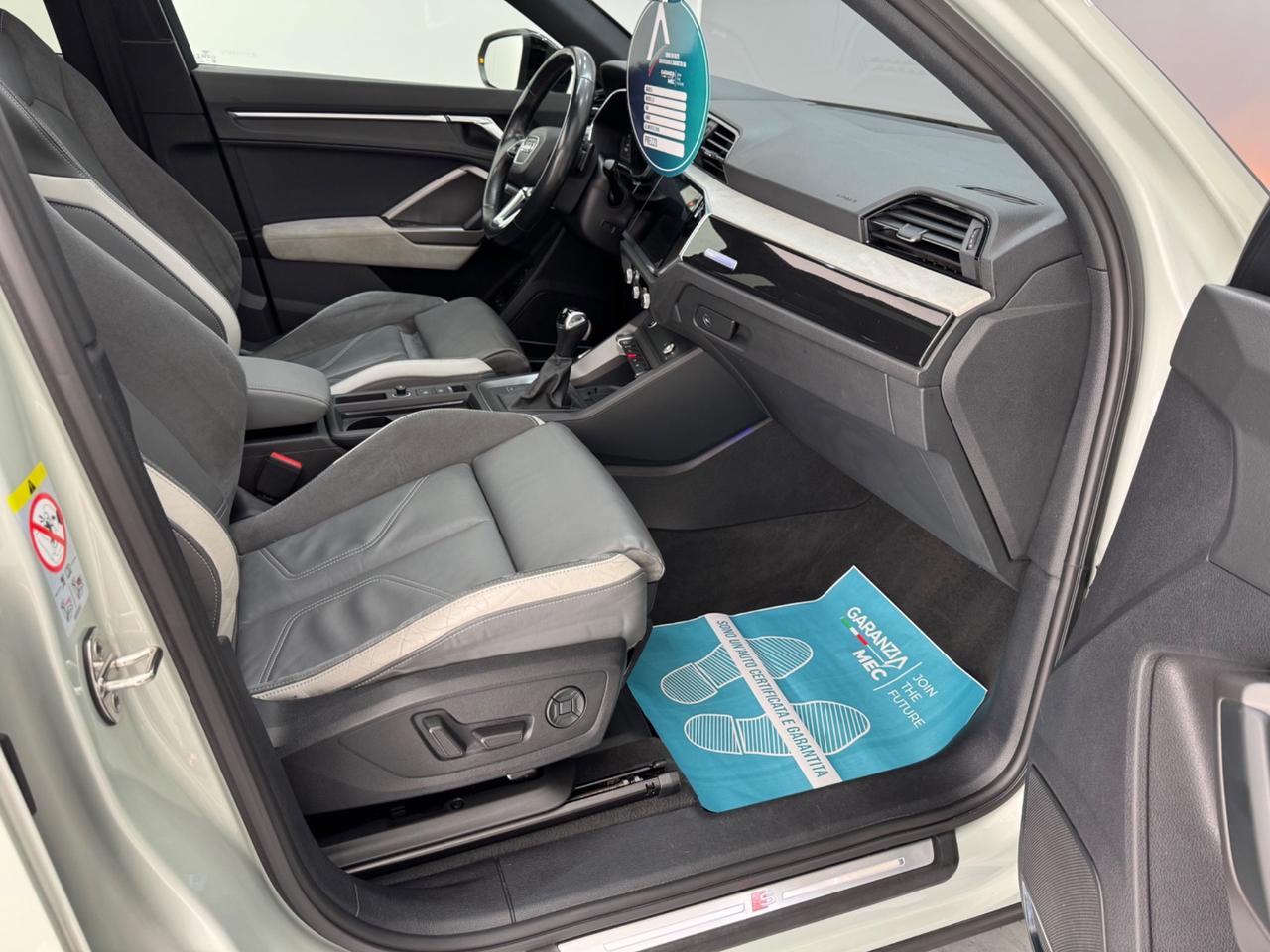 Audi Q3 45 TFSI e S tronic line edition Full