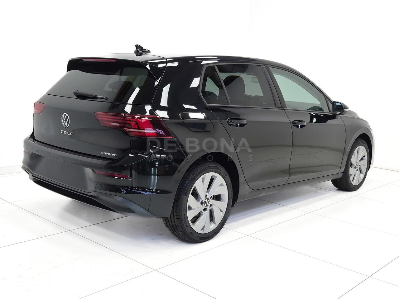 Volkswagen Golf 1.5 tsi ehybrid life 204cv dsg
