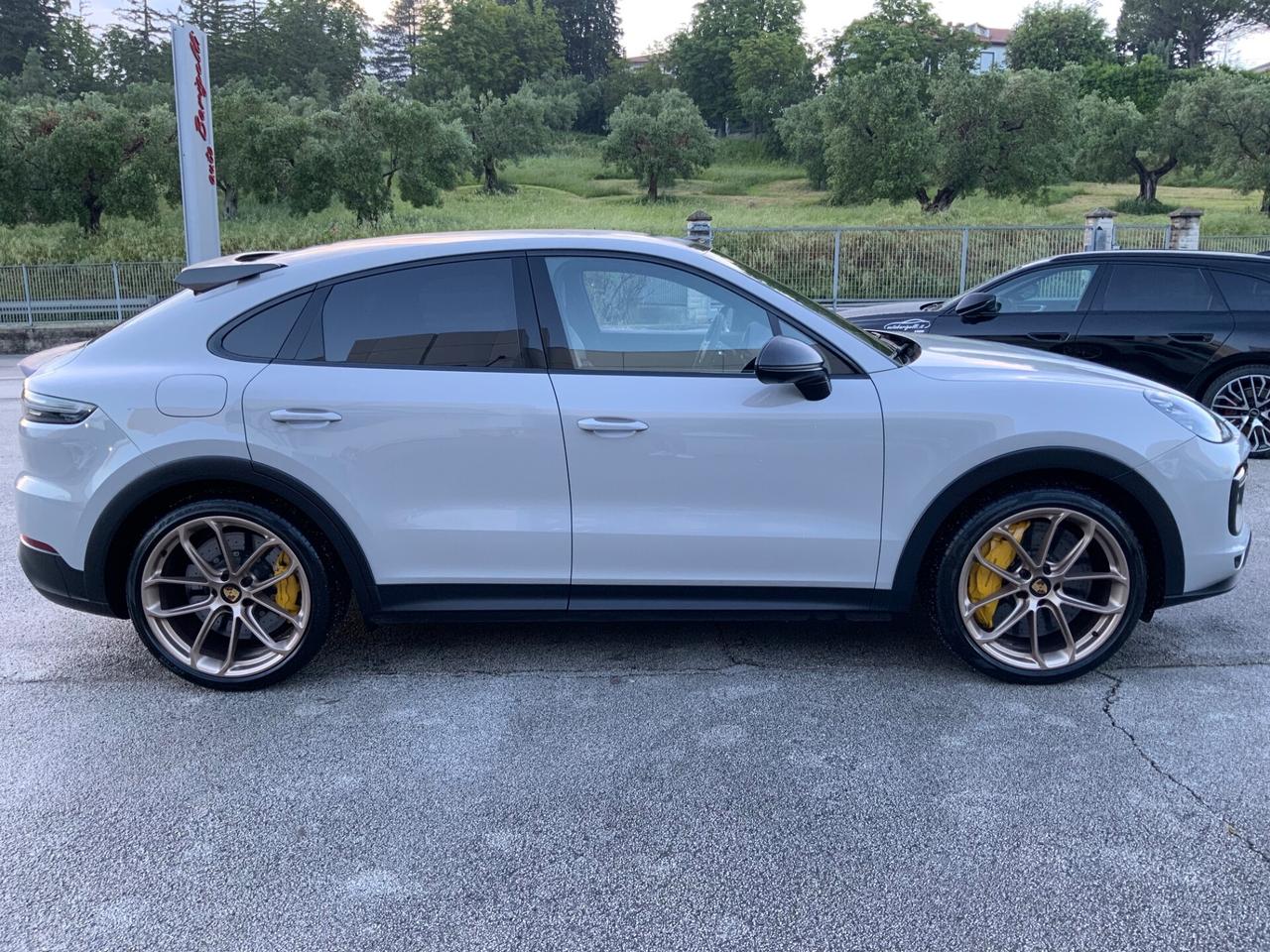 Porsche Cayenne Coupé 4.0 Turbo GT COLORE GESSO IVA ESPOSTA