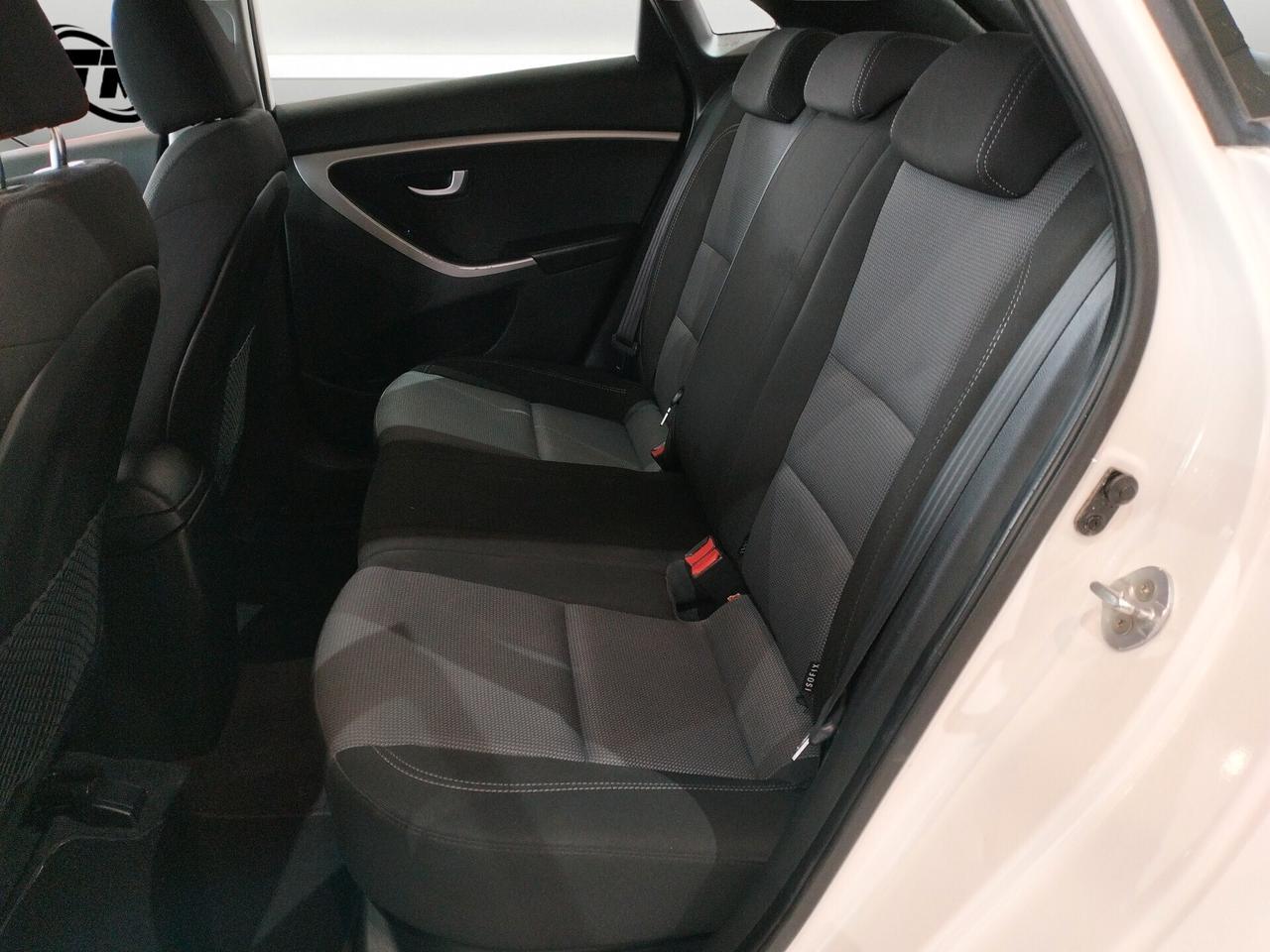 Hyundai i30 5p 1.6 crdi Comfort 128cv