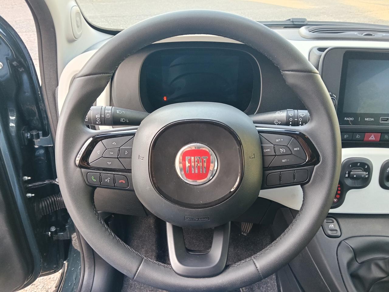 Fiat Panda 1.0 FireFly S&S Hybrid Pandina