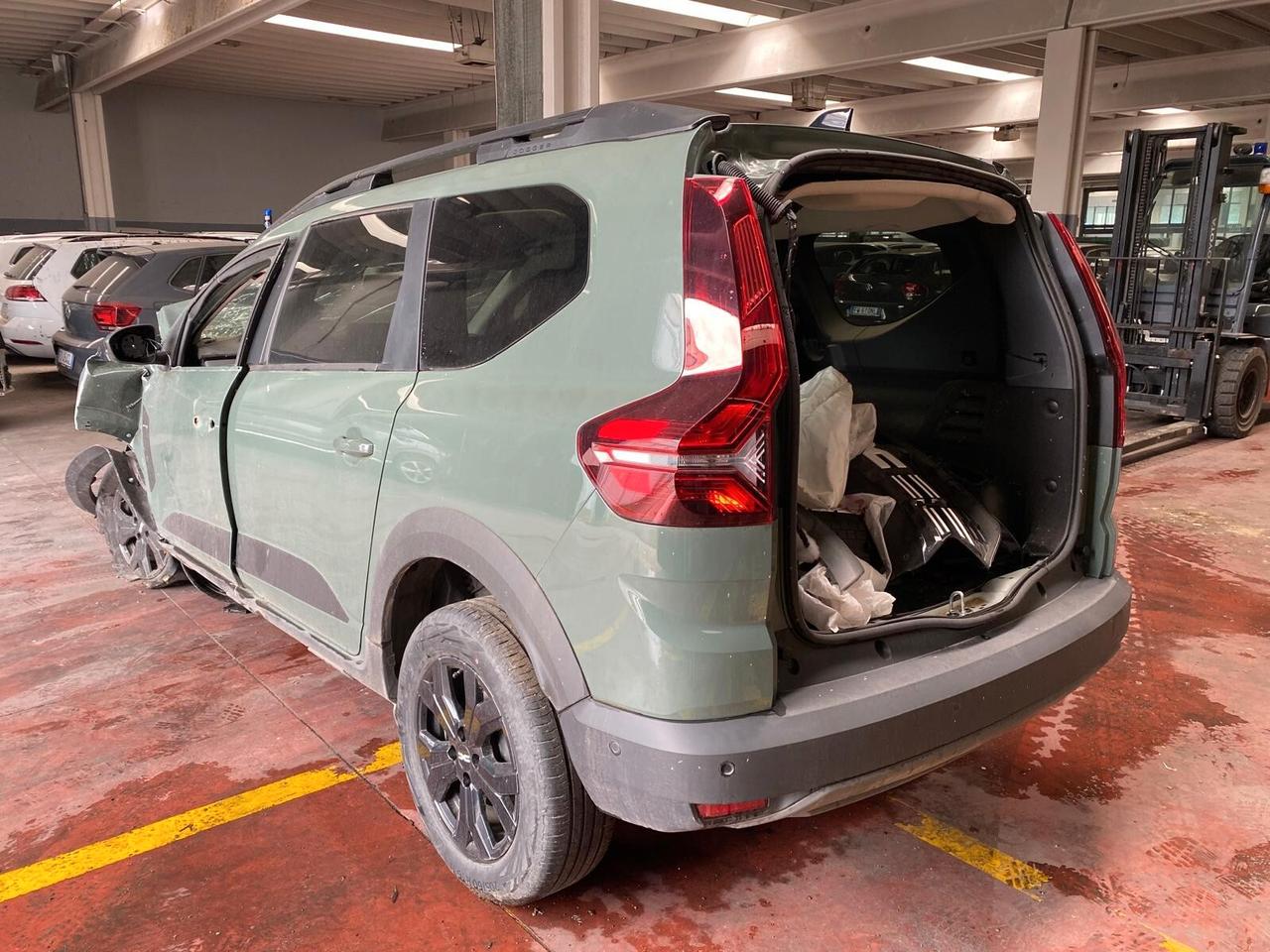 Dacia Jogger 1.0 tce Comfort Gpl 100cv INCIDENTATA