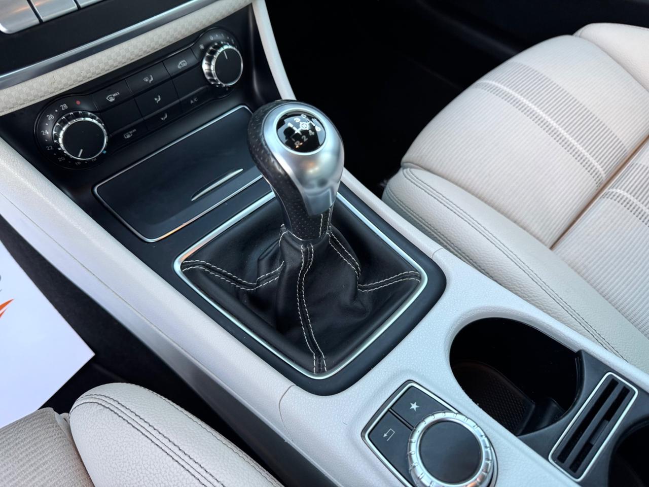 MERCEDES Classe A180 d Sport - Led Navi 17