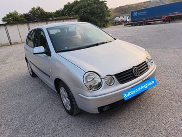 Volkswagen Polo 2003---1.4 Benzina