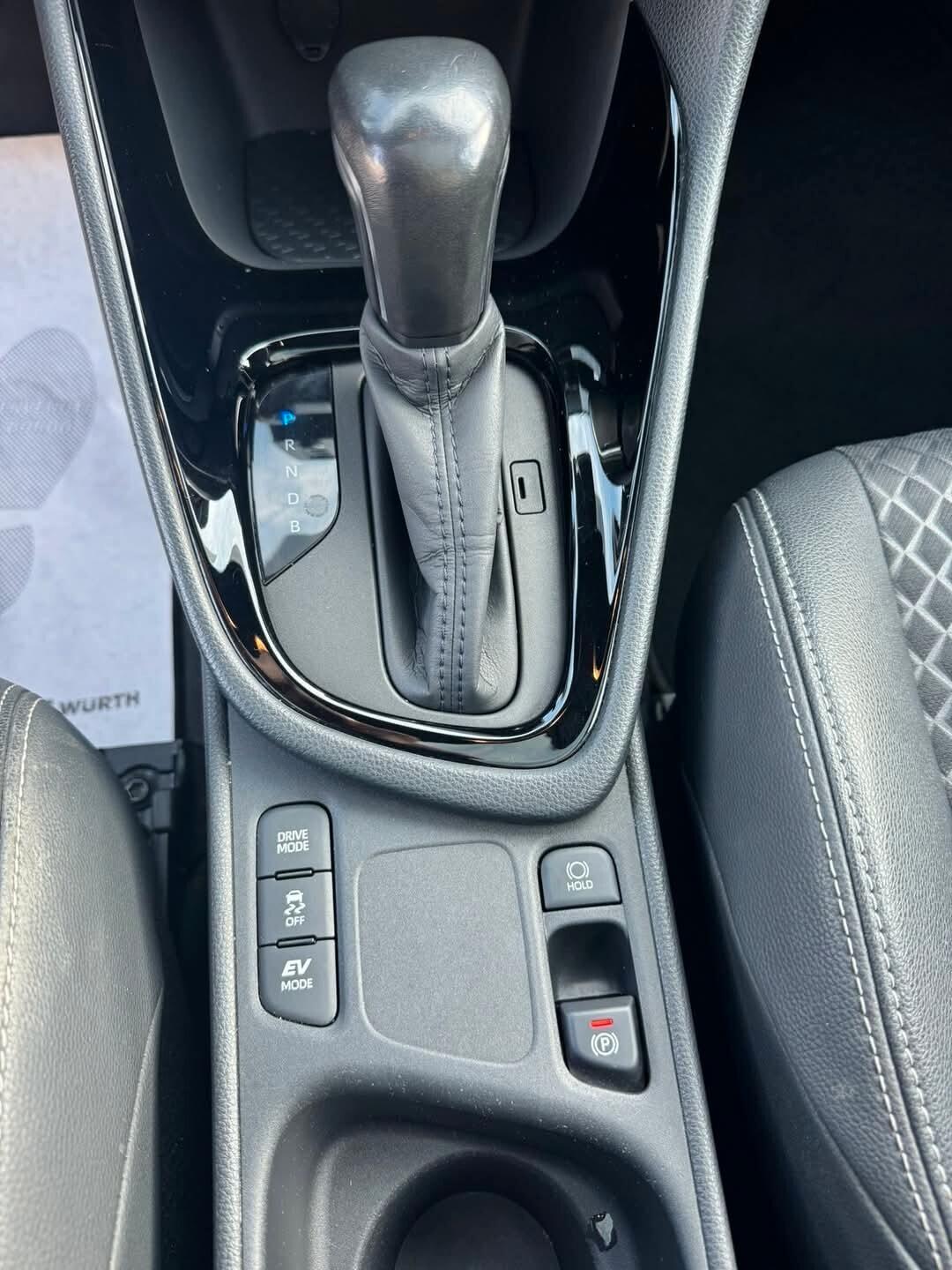 TOYOTA YARIS HYBRID 1.5 BENZINA/ELETTRICA UNICO PROPRIETARIO