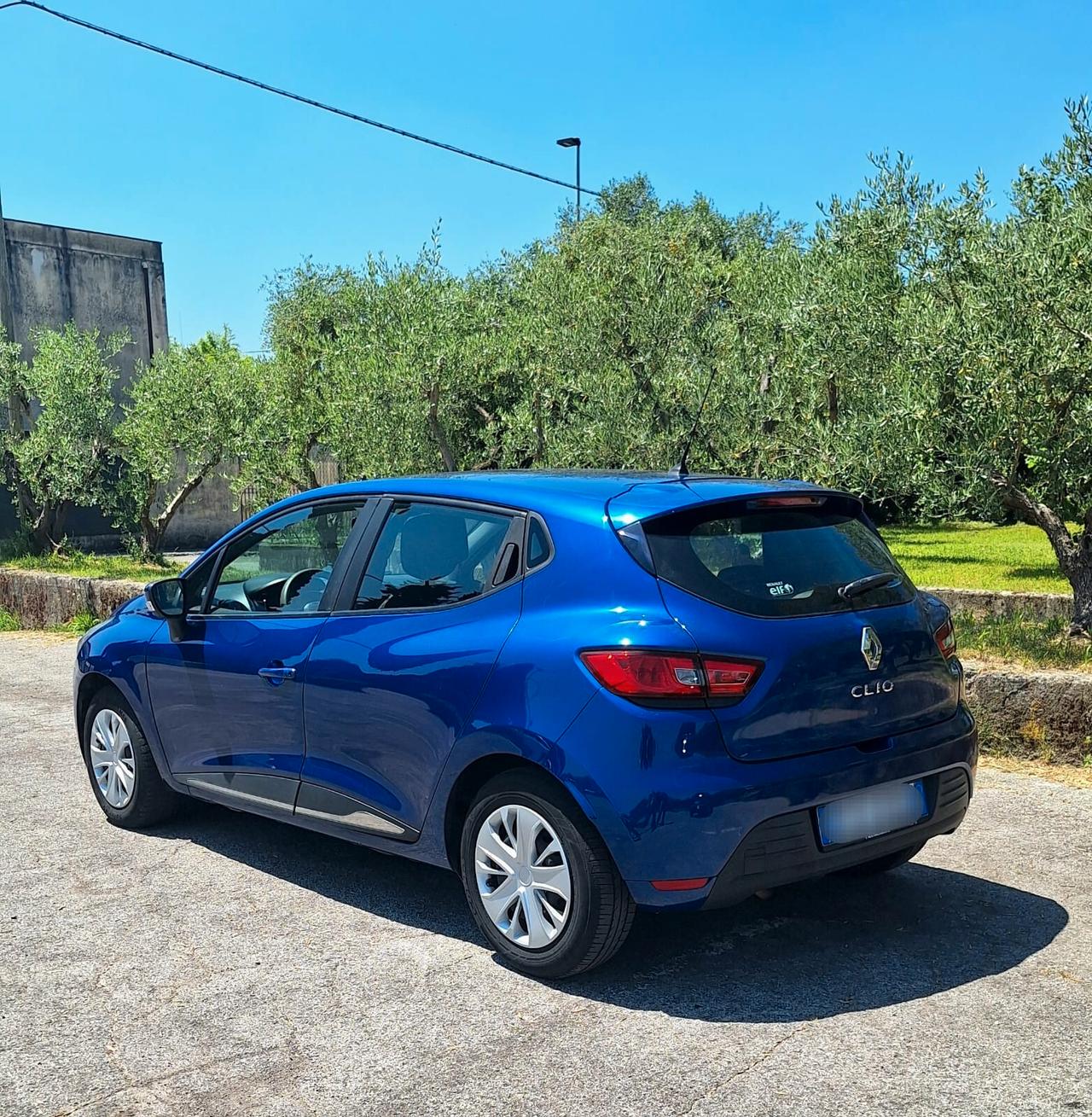 Renault Clio 1.2 - 75CV - Benzina - 5 porte