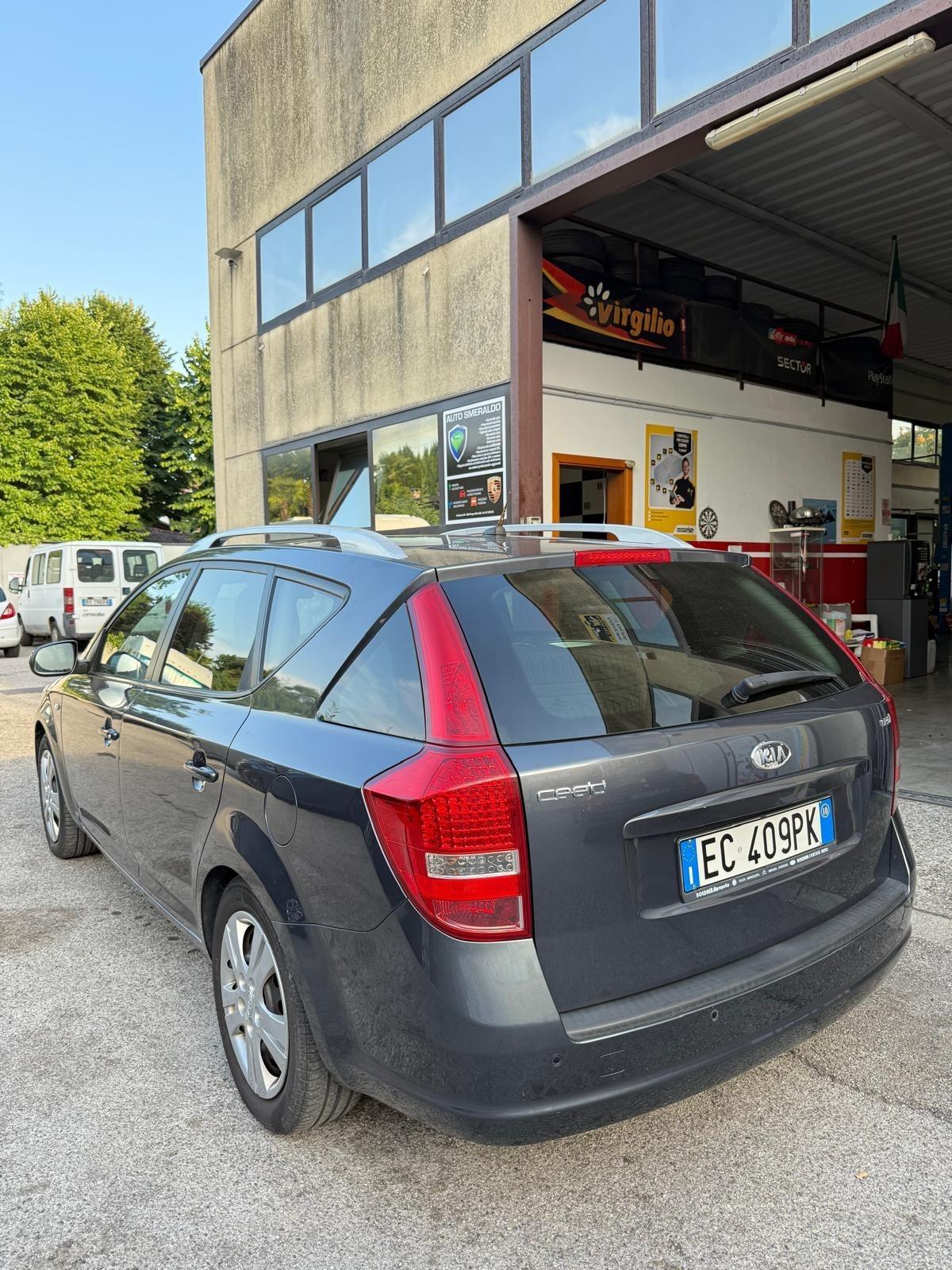 Kia Ceed cee'd Sp. Wag. 1.6 CRDi VGT 115CV EX