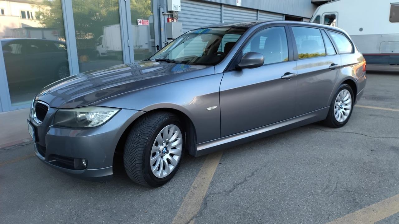 Bmw 320 320d cat Touring Attiva