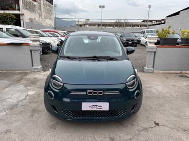 500e Berlina 42 kWh La Prima
