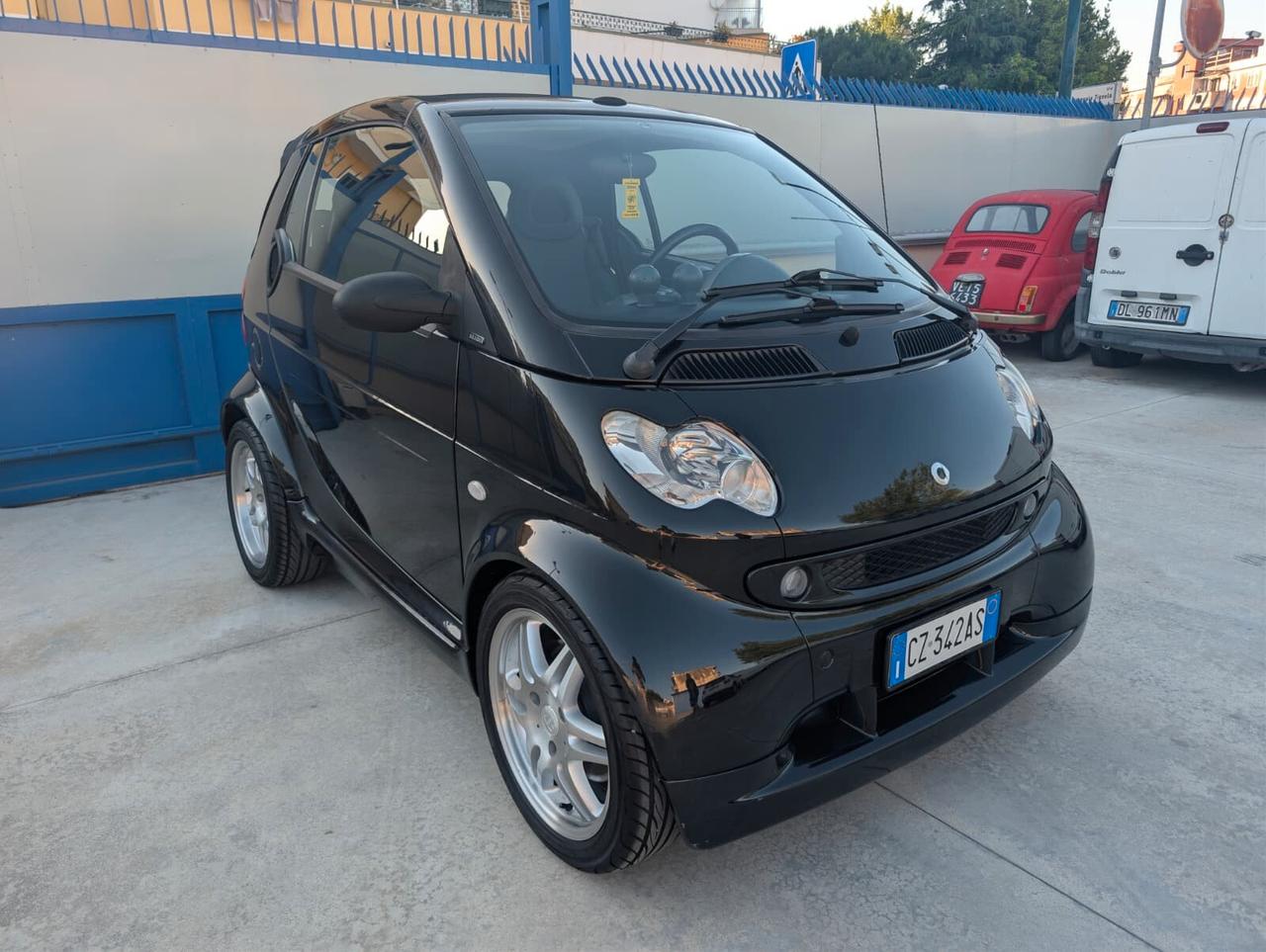 Smart ForTwo 700 cabrio Brabus (55 kW)