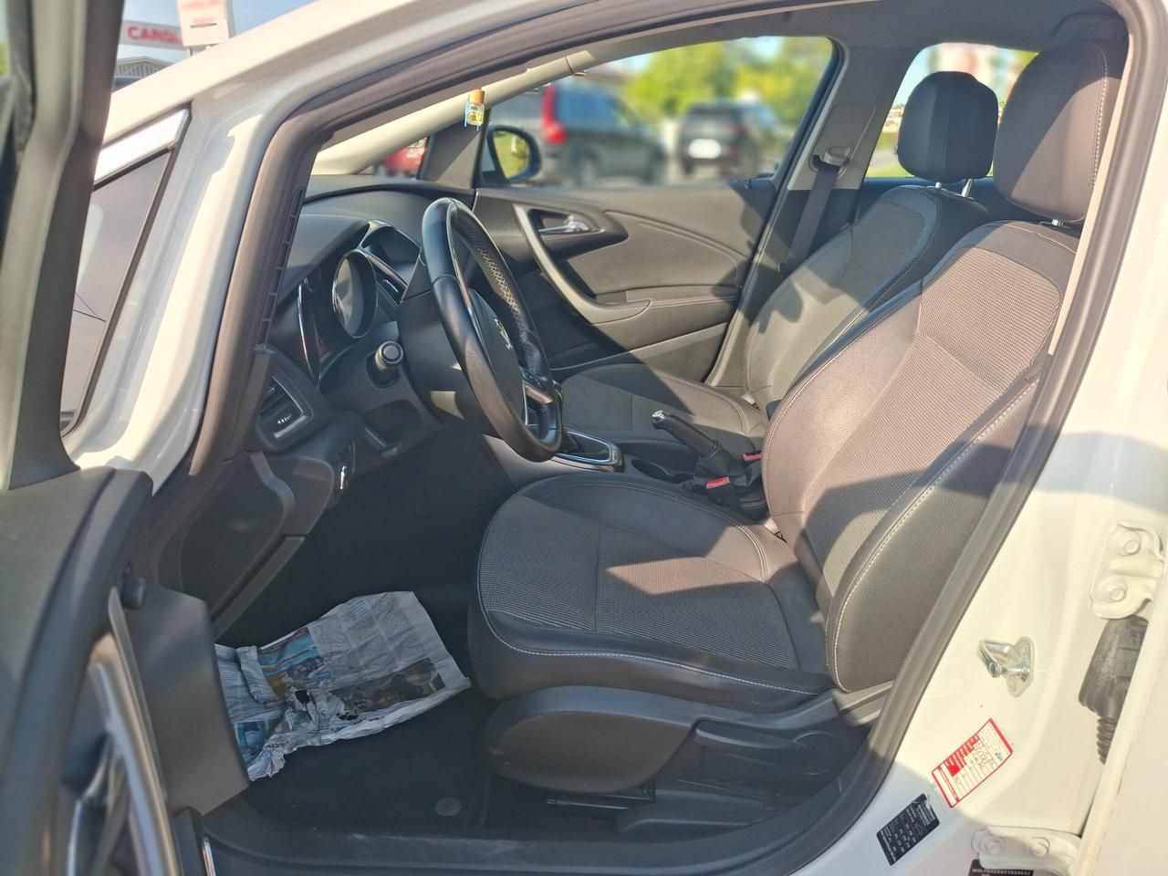 Opel Astra 1.7 CDTI 110CV 5 porte Cosmo, BERLINA