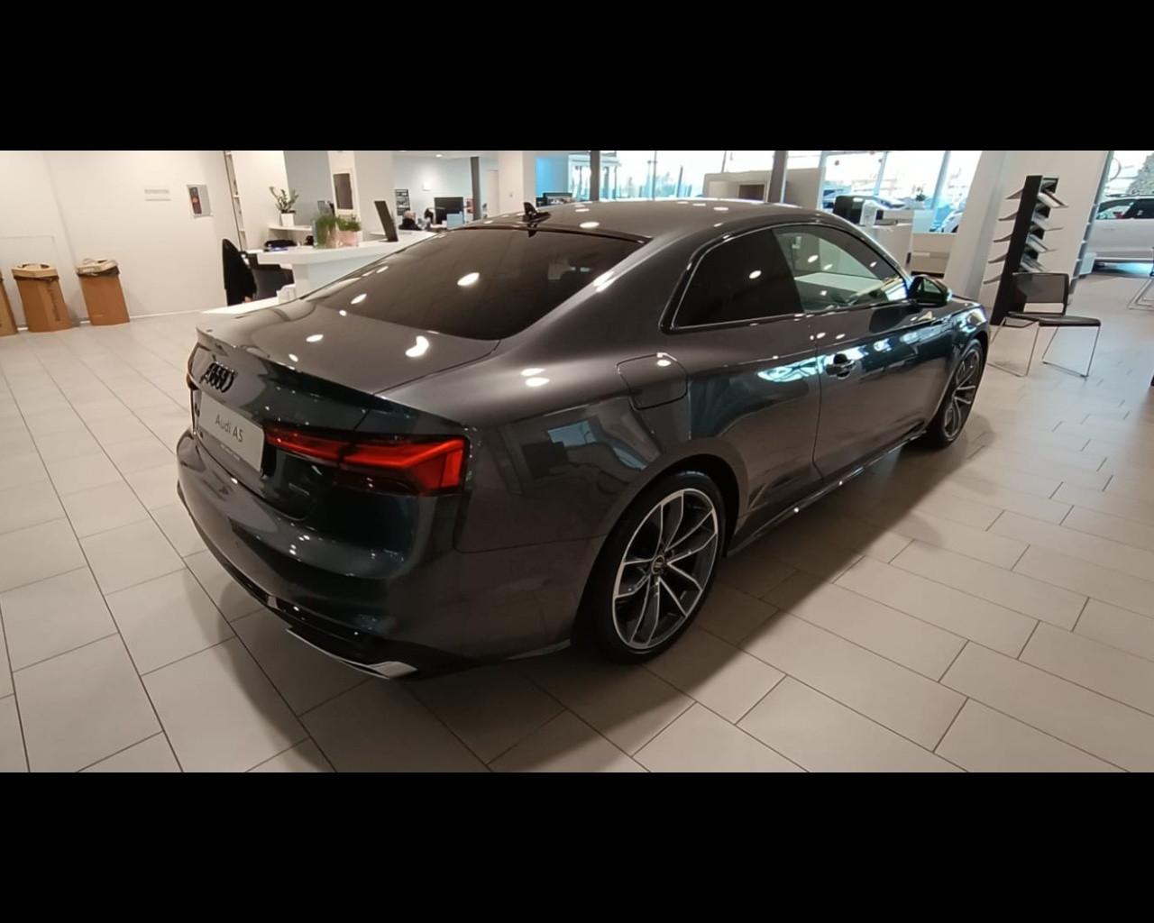 AUDI A5 COUPE' 40 TFSI QUATTRO S TRONIC S-LINE