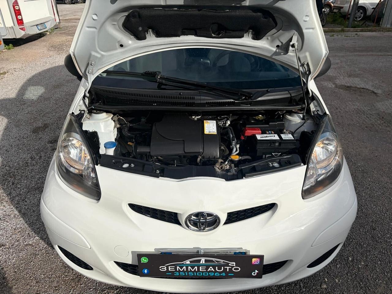 Toyota Aygo 1.0 Now Connect 12 MESI DI GARANZIA