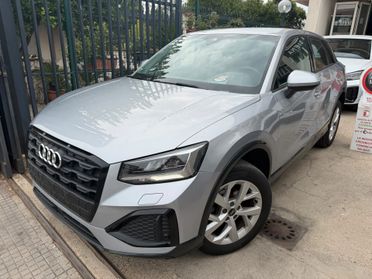 Audi Q2 30 TDI S tronic Identity Black