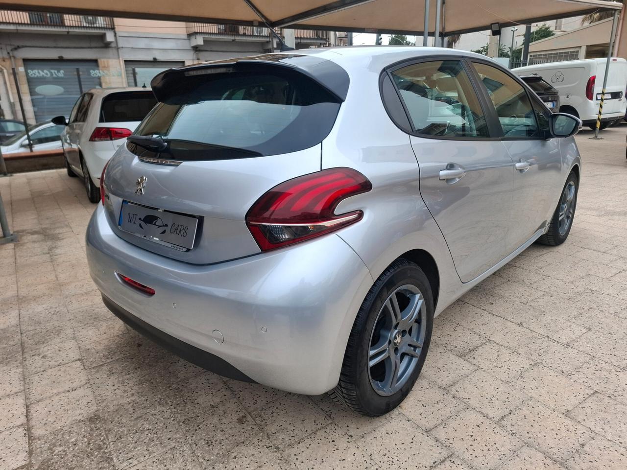 Peugeot 208 - 1.6 HDi Navi|Clima|Sensore 2017