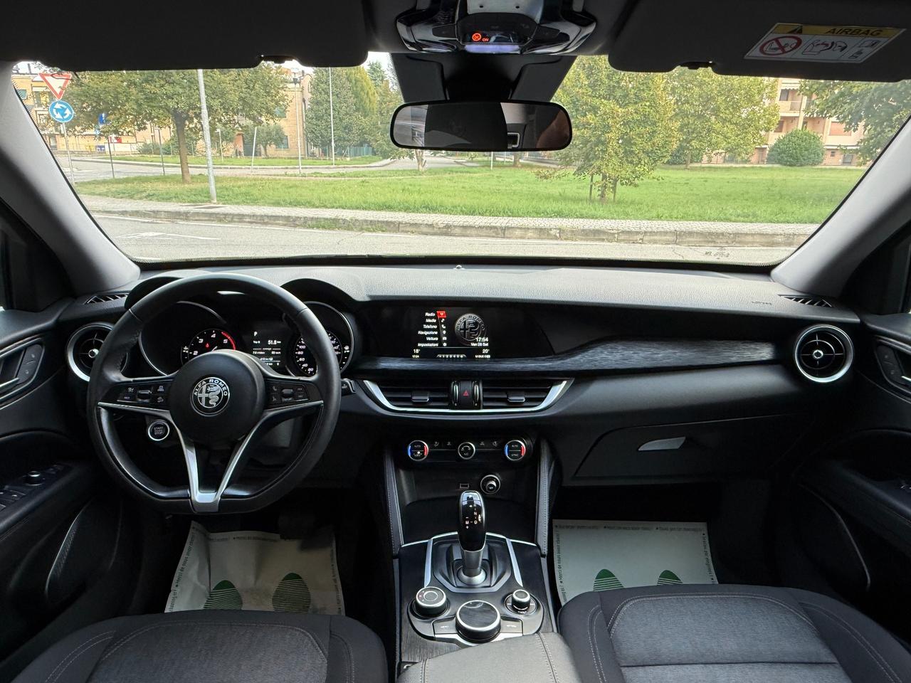 Alfa Romeo Stelvio 2.2 Turbodiesel 160 CV AT8 RWD Business