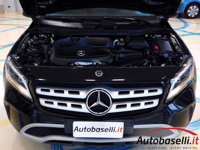 MERCEDES-BENZ GLA 200 180 BUSINESS 122CV,NAVIGATORE,LEDHD, RETROCAMERA