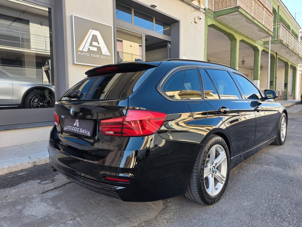 Bmw 318 d 150 Cv Touring Sport+Fari Led+Navy....
