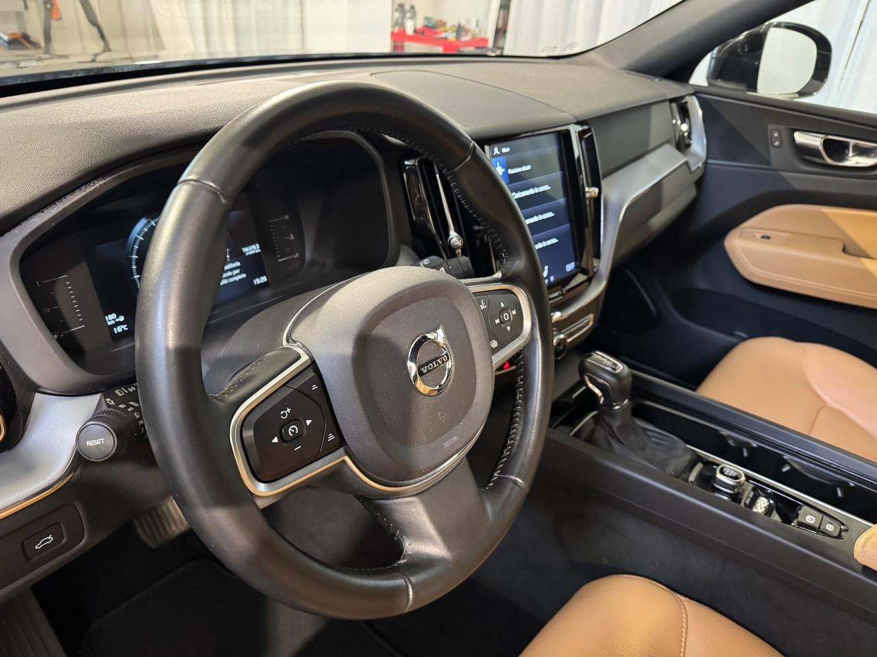 Volvo XC 60 XC60 D4 AWD Geartronic Business