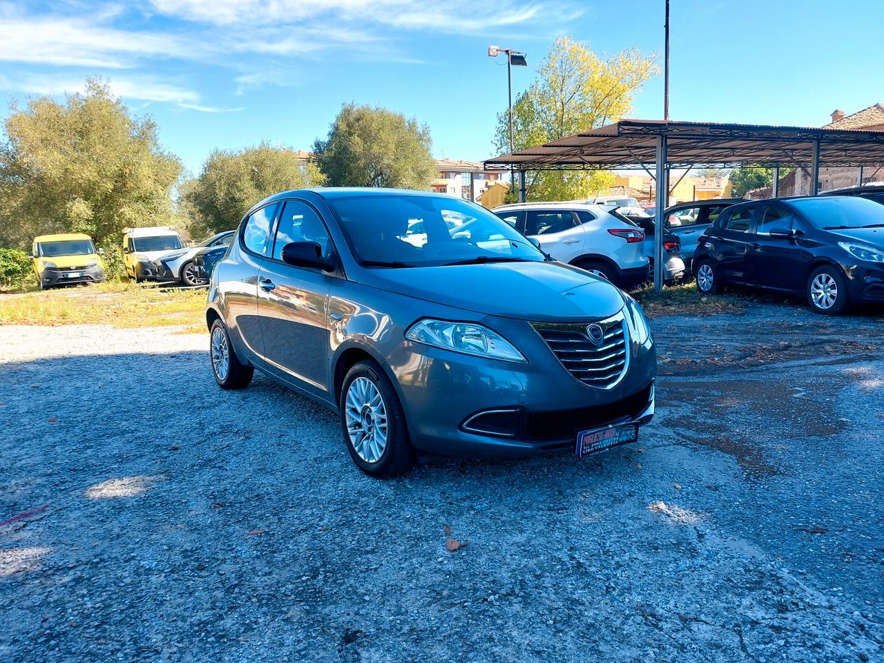 Lancia Ypsilon 1.2 69 CV 5 porte GPL Ecochic Elle