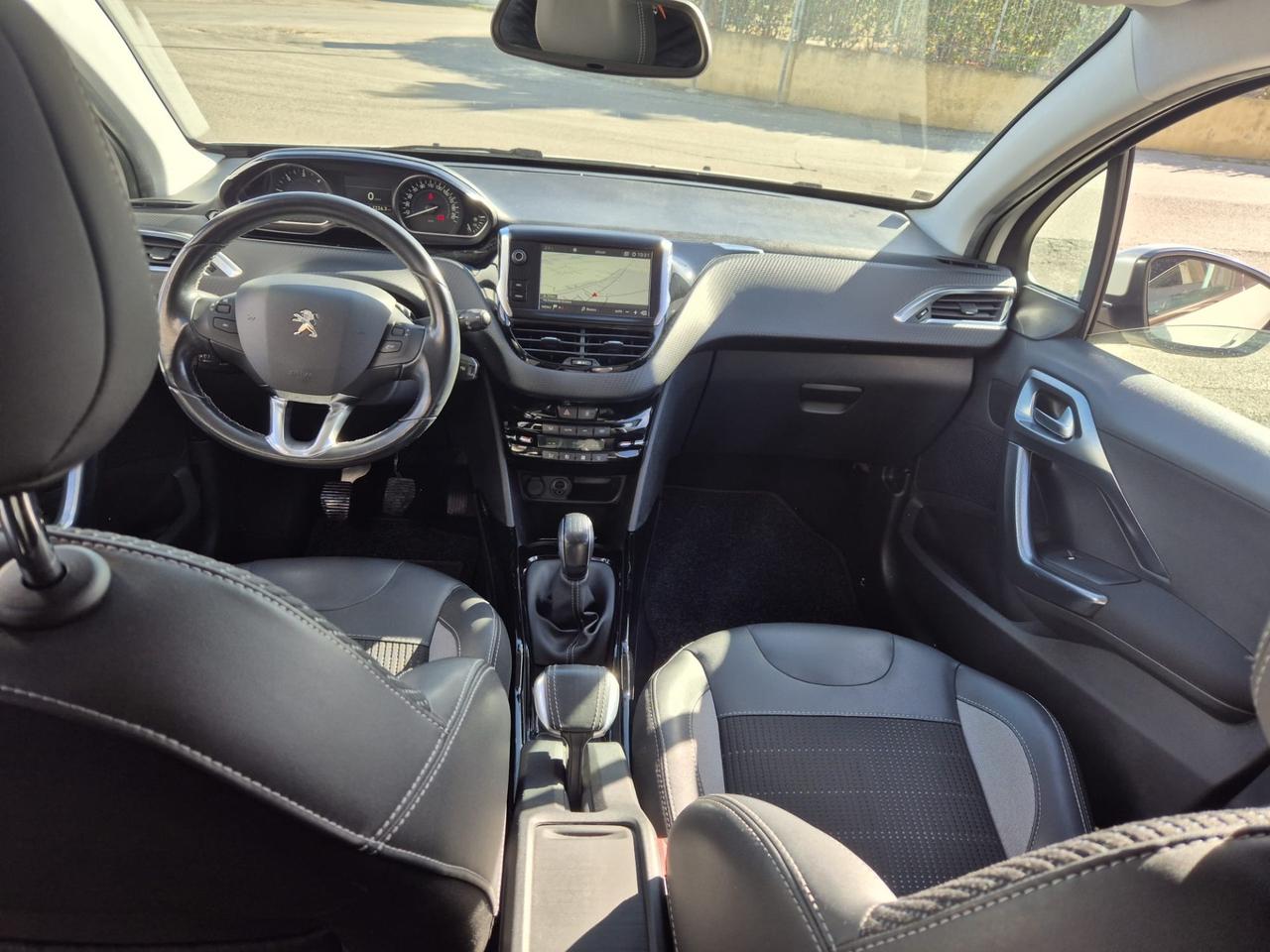 Peugeot 2008 BlueHDi 100 Allure