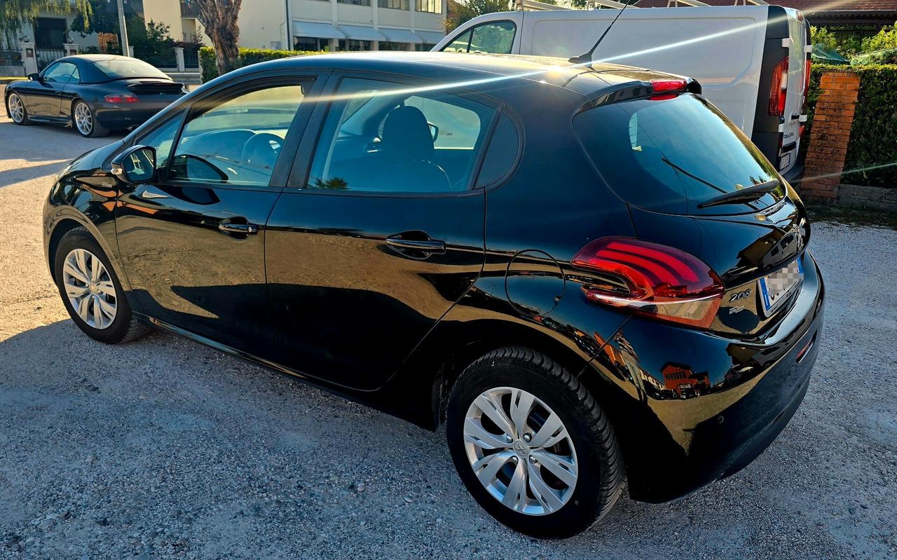 Peugeot 208 Benzina 82cv Stop&Start - 2019