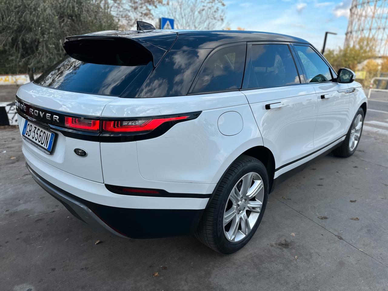Range Rover Velar 2.0 Si4 BENZINA 250cv Tetto