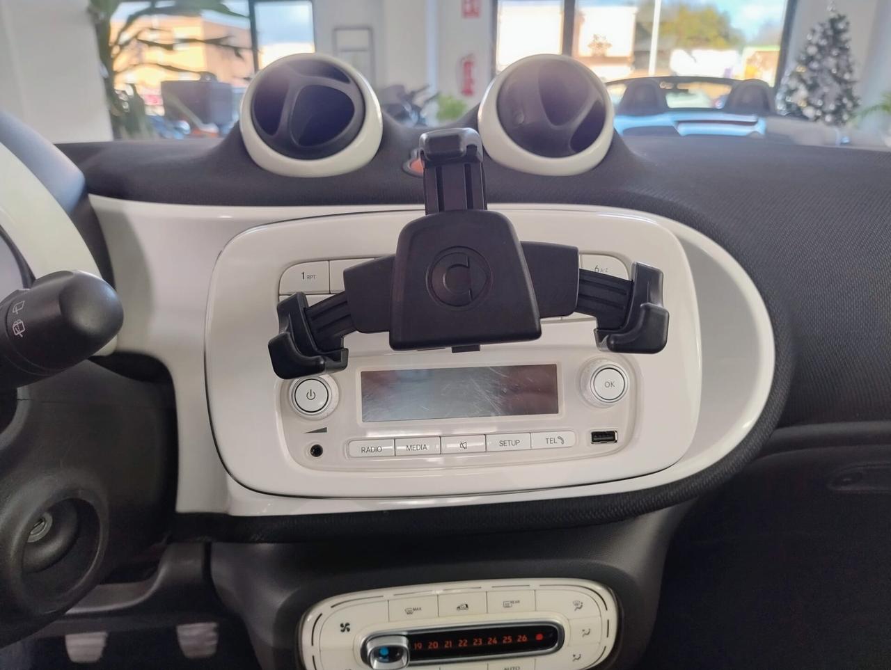 Smart ForTwo 1000 52 kW MHD coupé passion