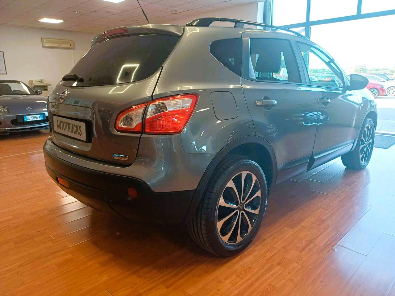 Nissan Qashqai 1.6 dCi DPF 360