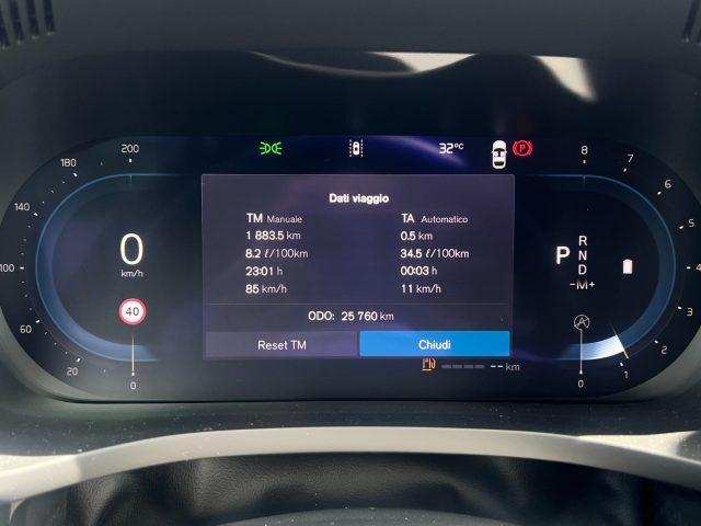 VOLVO XC60 B4 automatico Plus Dark