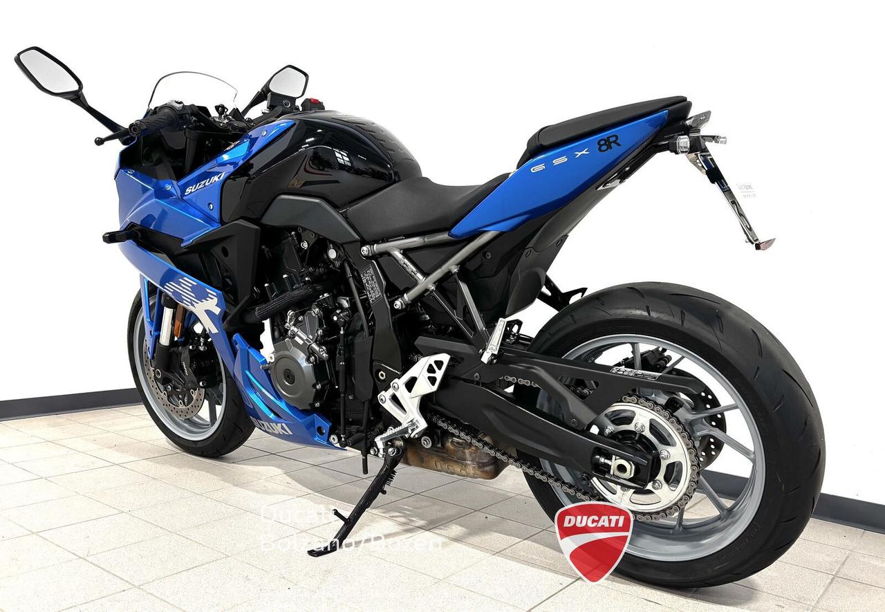 Suzuki GSX-8R - PARI AL NUOVO -