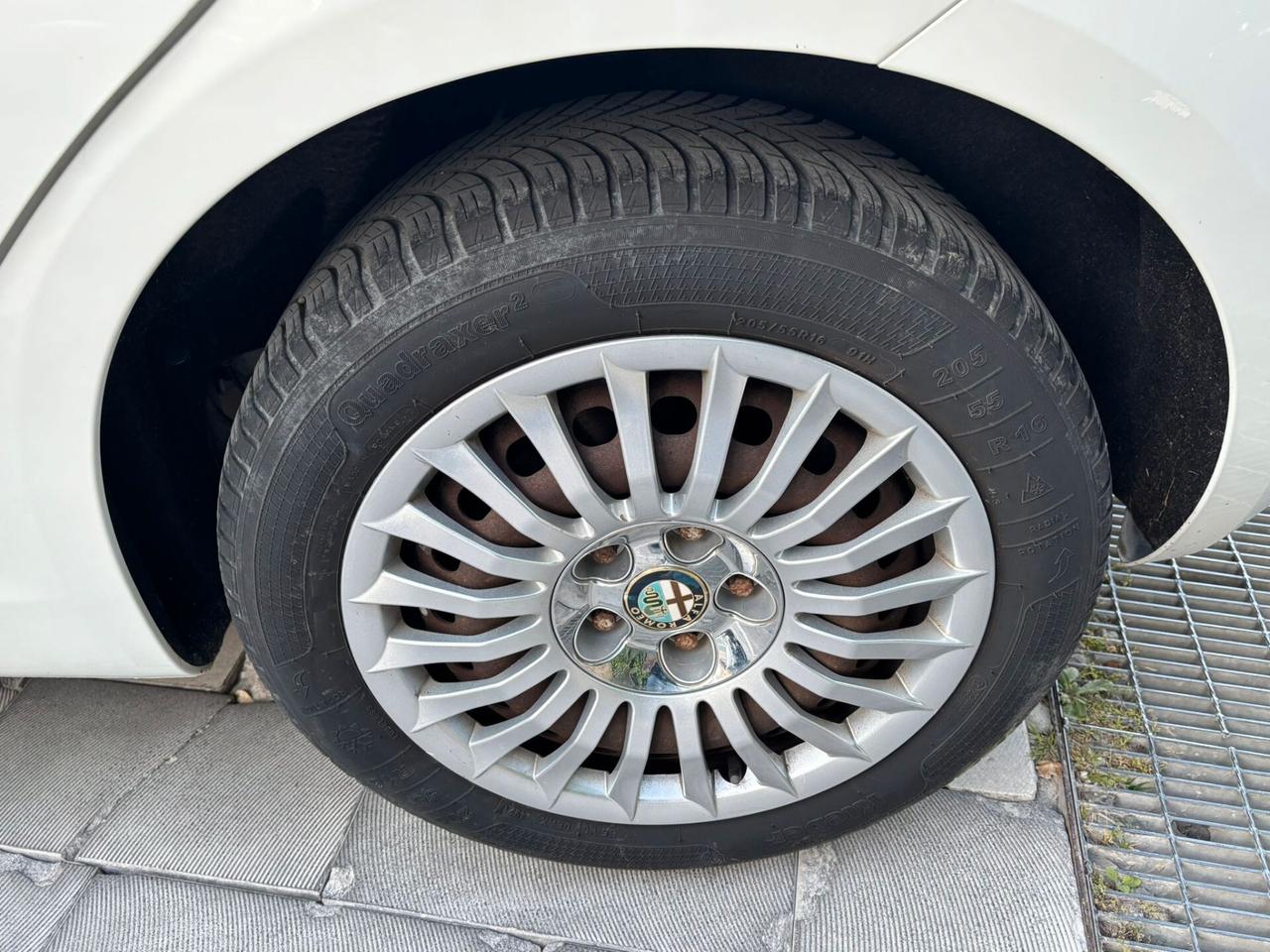 Alfa Romeo Giulietta 1.6 JTDm-2 105 CV Exclusive