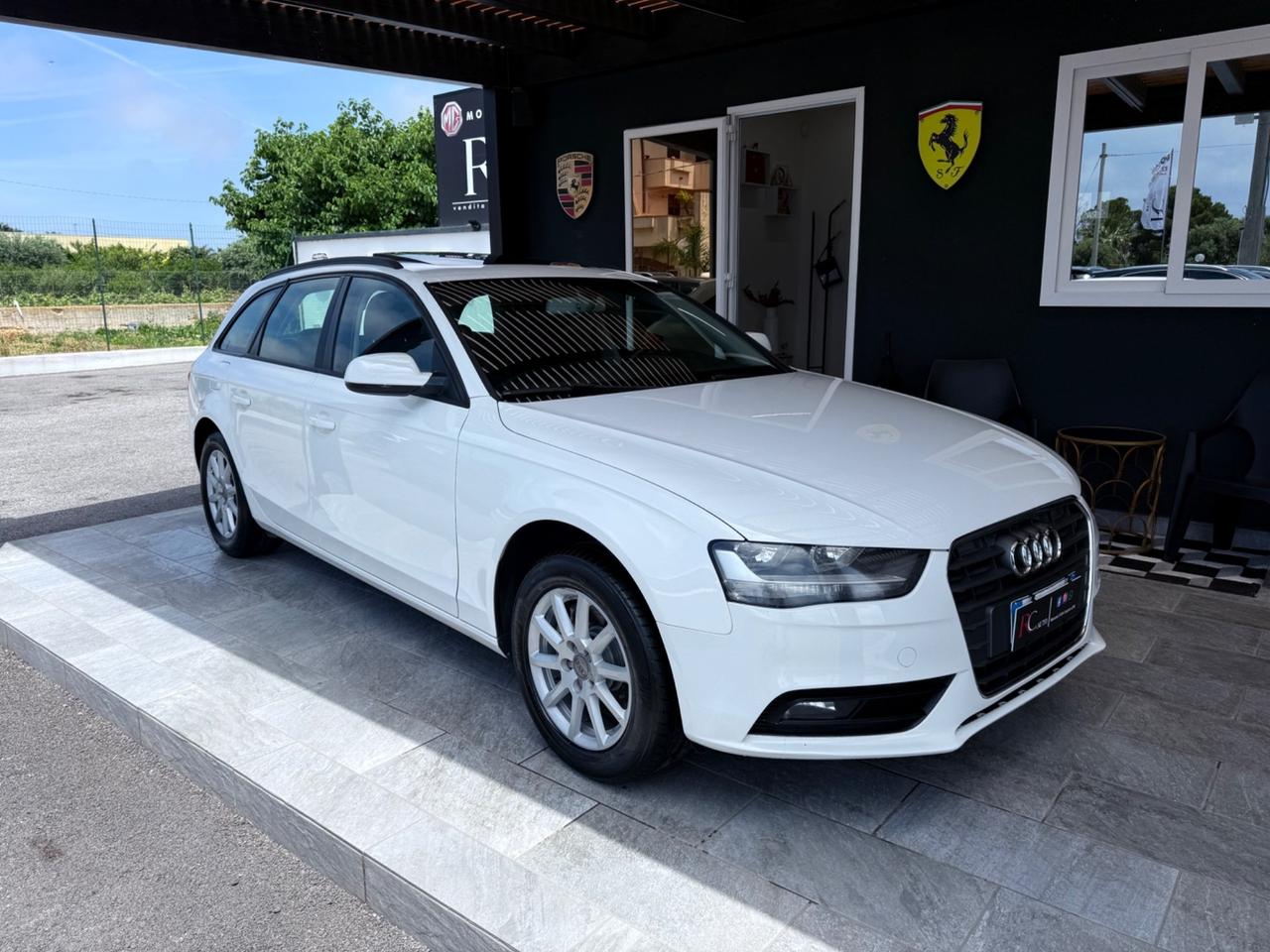Audi A4 Avant 2.0 TDI 143CV F.AP. Tetto Apribile