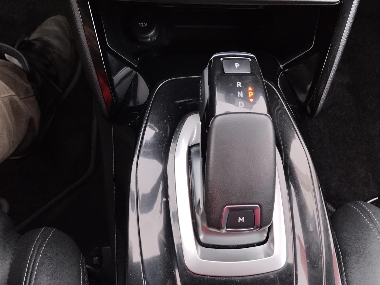 Peugeot 2008 PureTech 130 S&S EAT8 GT Pack