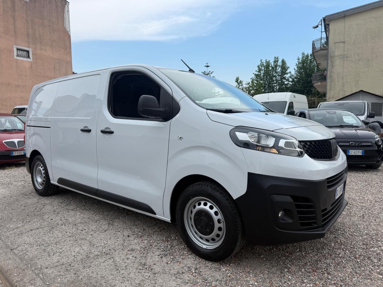 Fiat SCUDO L2H1 DOPPIA PORTA LATERALE