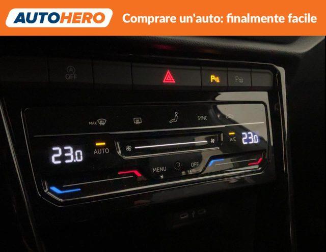 VOLKSWAGEN T-Roc 1.5 TSI ACT R-Line