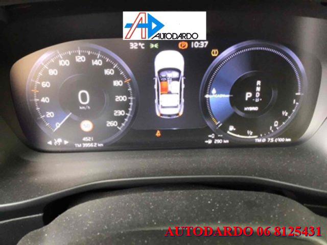 VOLVO XC40 T5 Recharge Plug-in Hybrid Inscription Expression