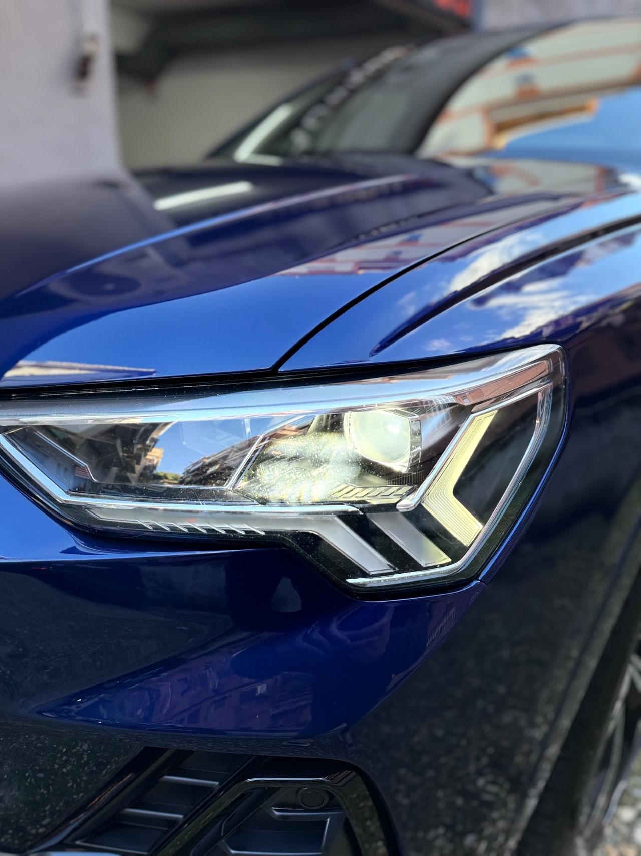 Audi Q3 35 TDI quattro S tronic Identity Black